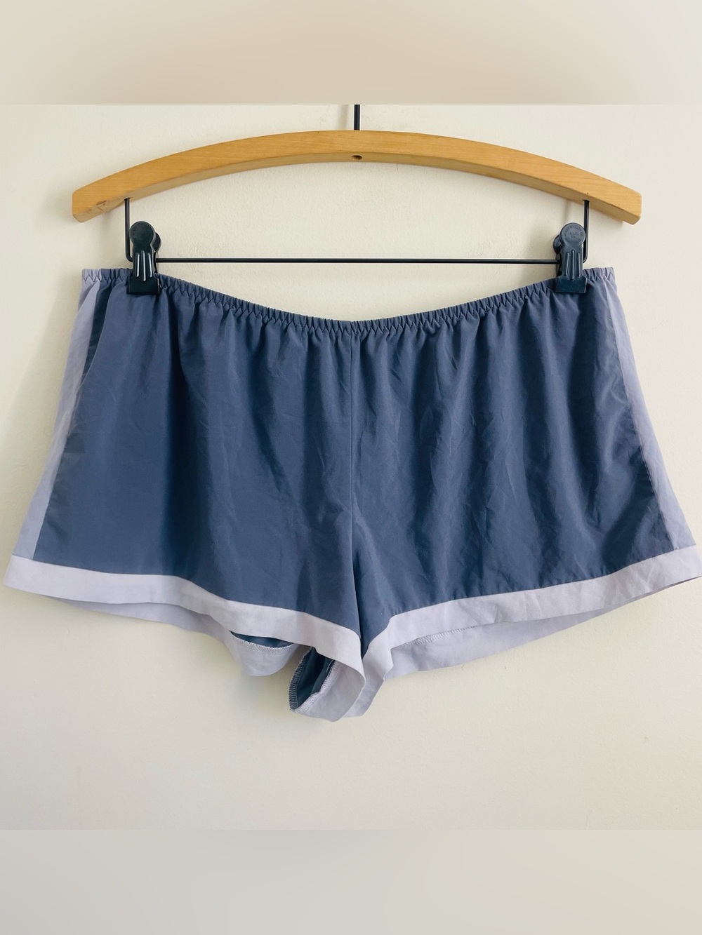 Victoria’s Secret Sleep Lounge Shorts size L Blue Gray Lightweight Pajama